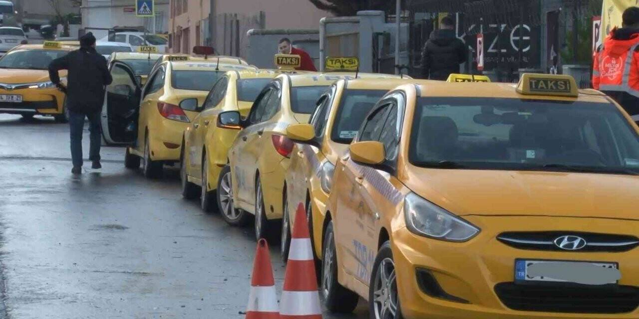 Araç kiralama taksilerin yerini alabilir