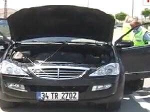 Polise, Sahte Ehliyetini Verip Kaçtı
