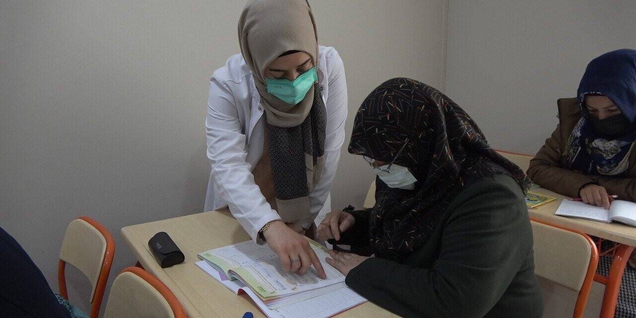 Erciş’te 625 kadın okuma yazma öğrendi