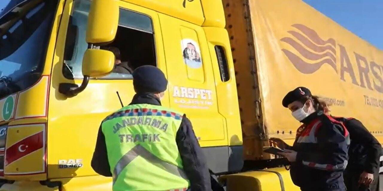 İzmir’de jandarmadan il genelinde sıkı denetim