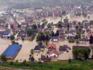 Bosna'da Olağanüstü Hal Kaldırıldı