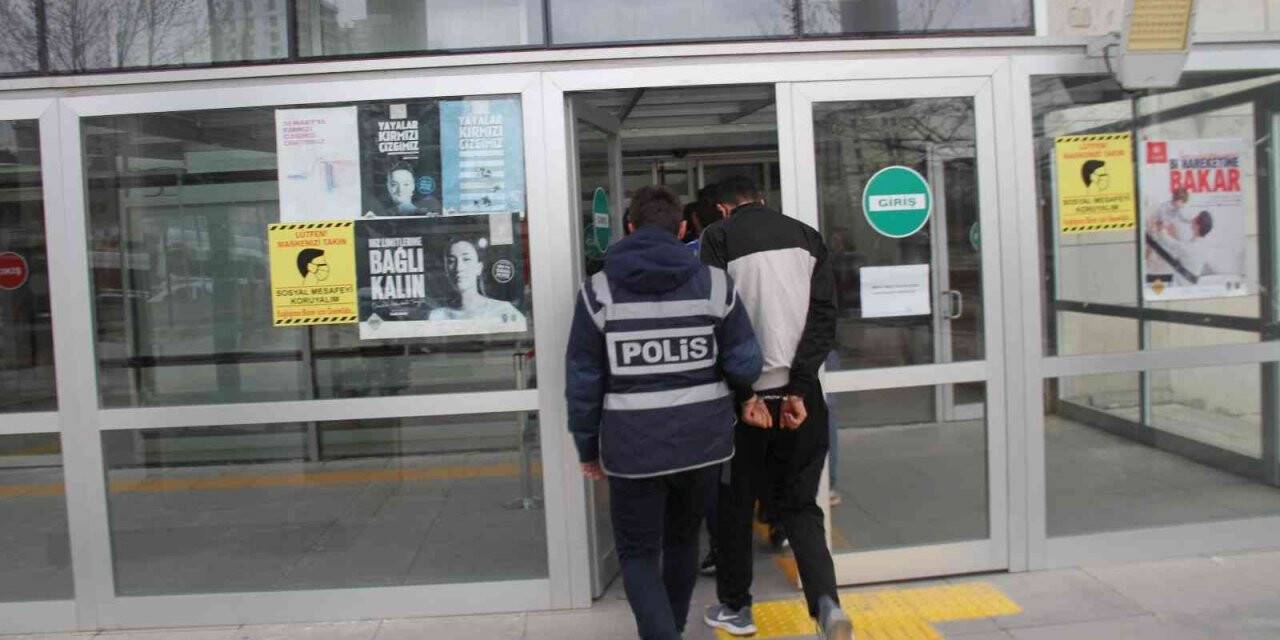Elazığ’da bir iş yerinden 80 bin liralık malzeme çalan 3 şüpheli tutuklandı