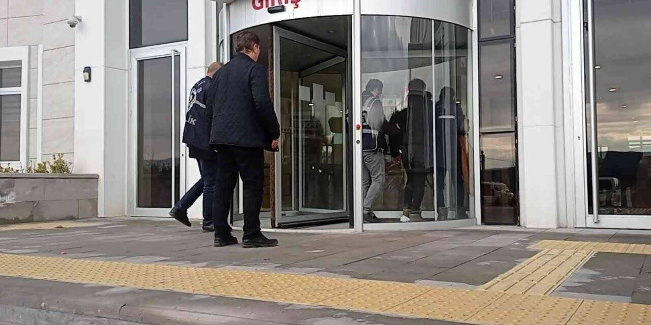 Kablo hırsızları Gemlik’te yakalandı
