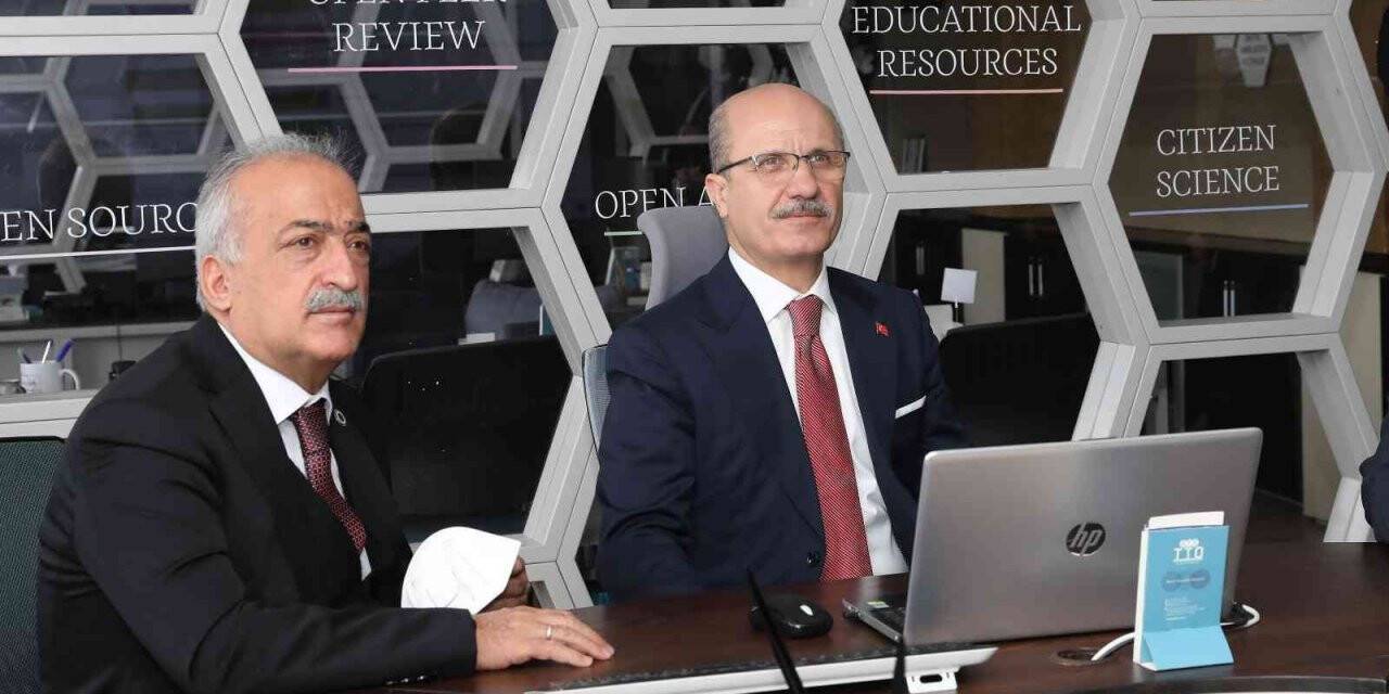 YÖK Başkanı Özvar, Atatürk Üniversitesinde