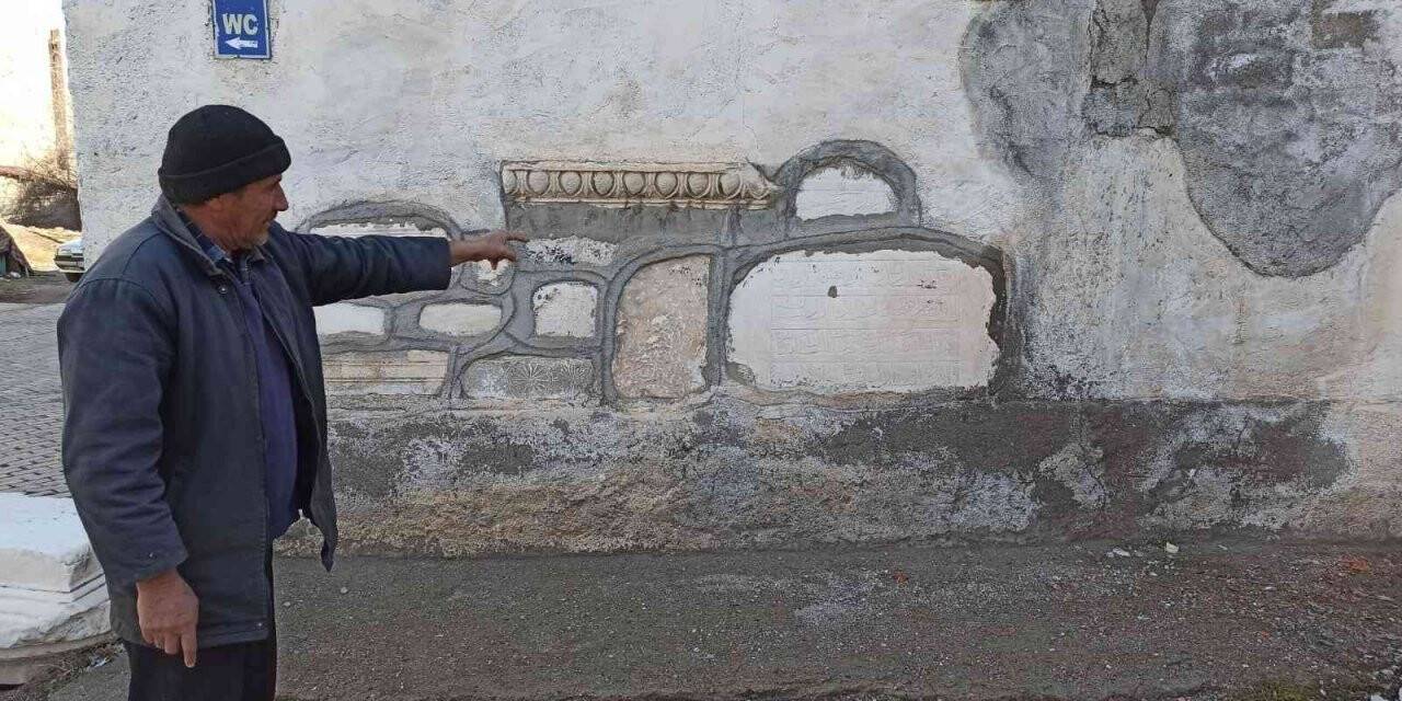 Binlerce yıllık tarihin üstüne ev yaptılar