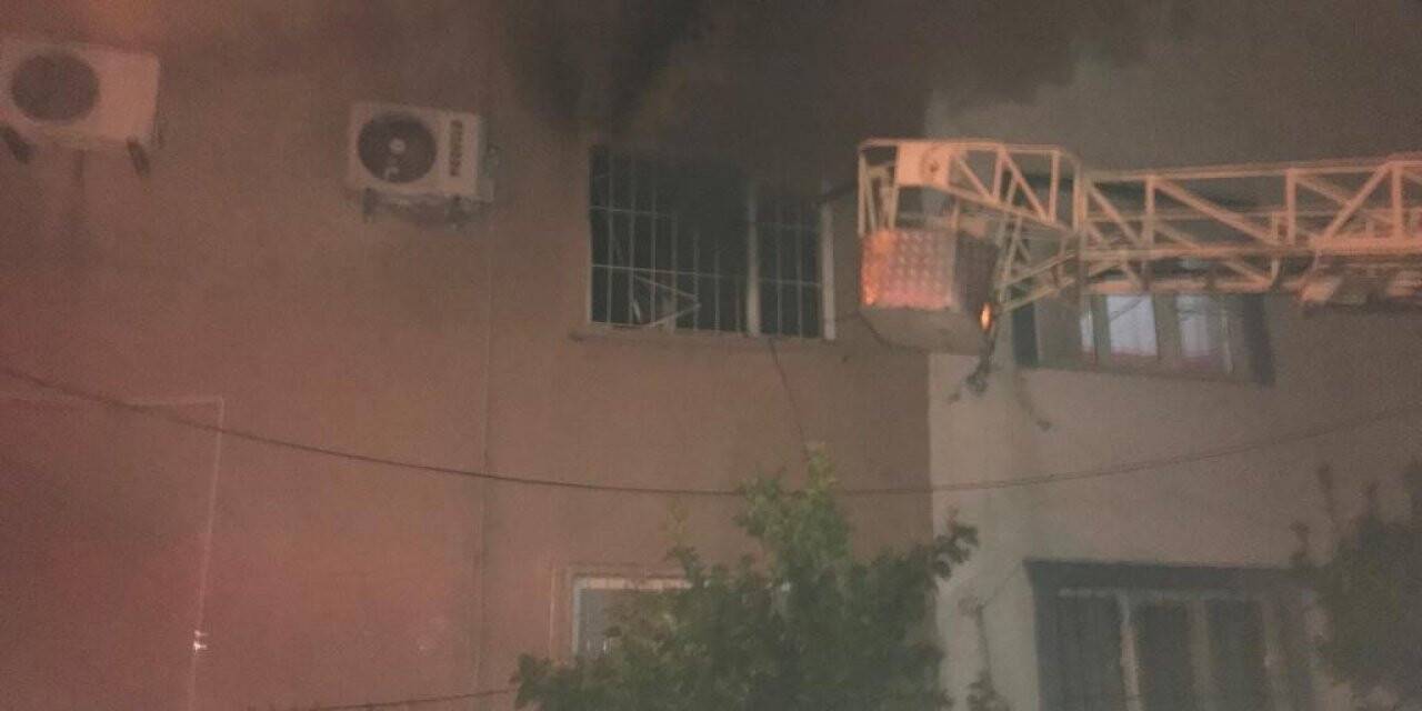 Yangında dumandan zehirlenen genç hayatını kaybetti