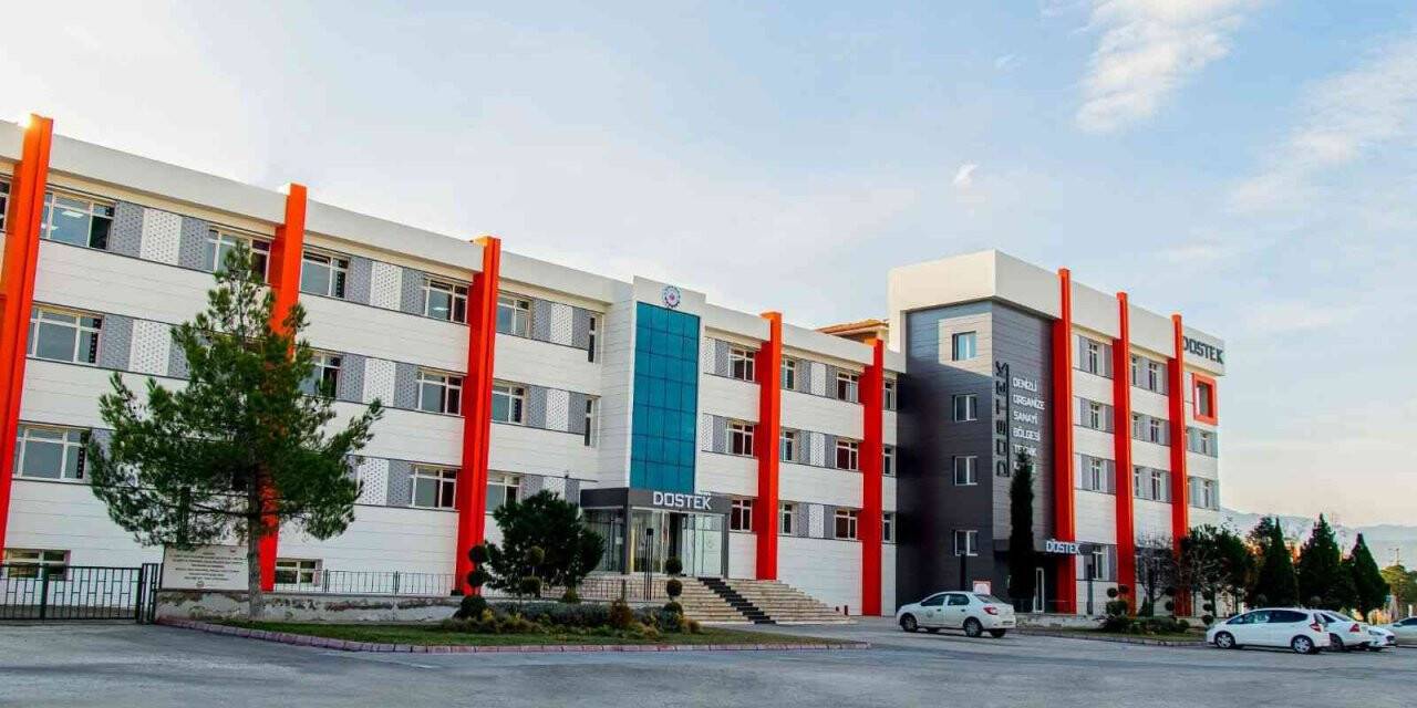 DOSTEK’li boksör Şevkican il birincisi oldu