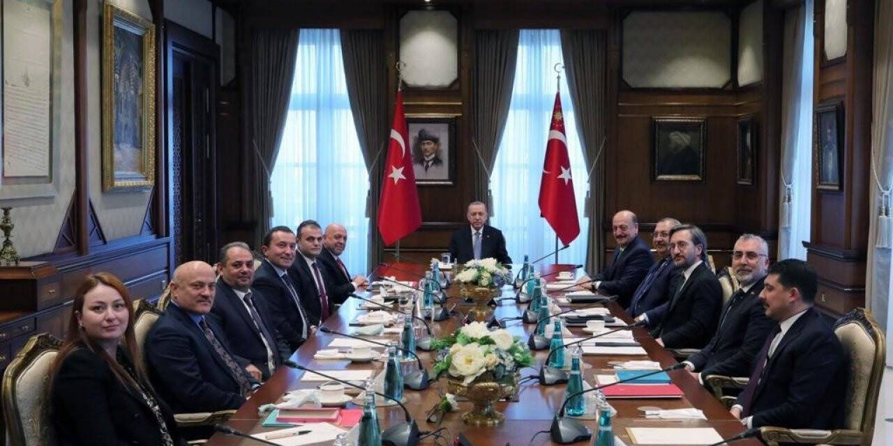 Cumhurbaşkanı Erdoğan, Bakan Bilgin ve  Hak-İş heyetini kabul etti
