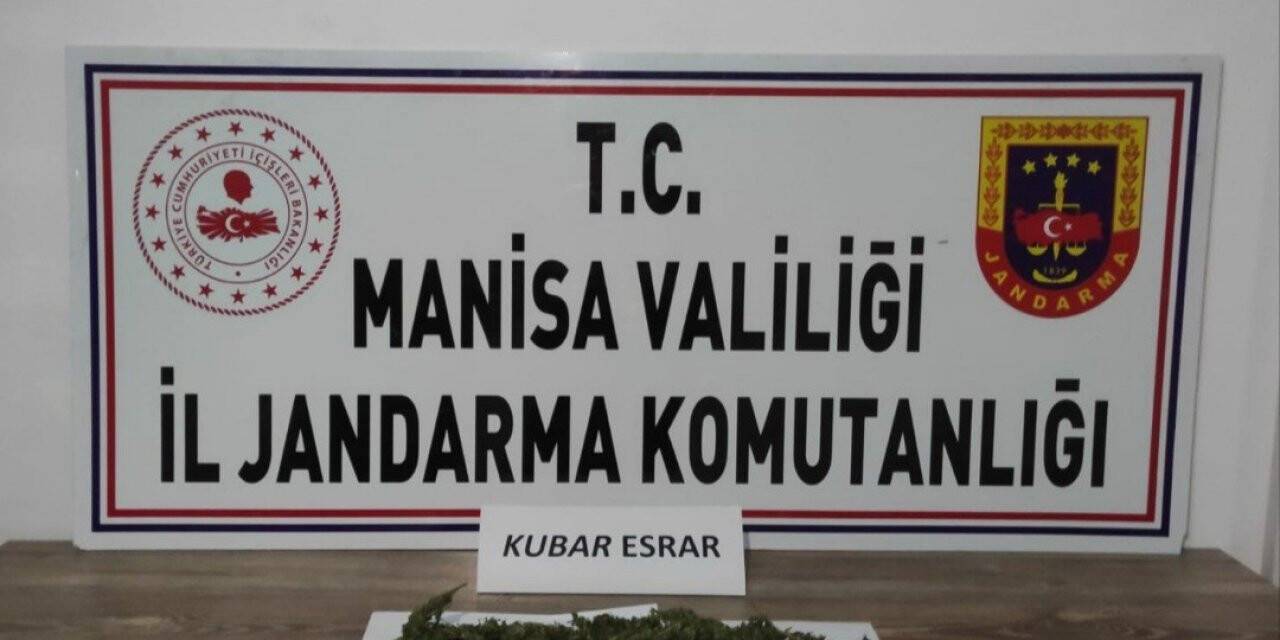 Manisa’da şüpheli şahıstan esrar çıktı