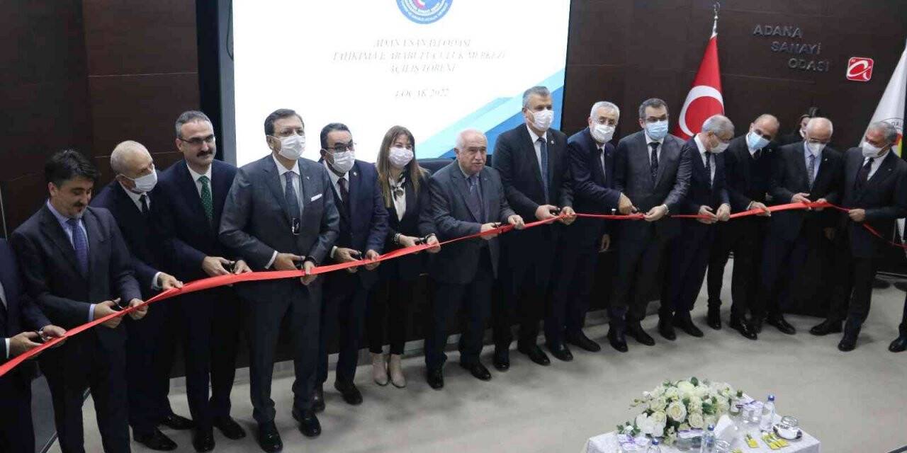 Hisarcıklıoğlu: "Güçlünün değil, haklının güçlü olduğu bir Türkiye istiyoruz”