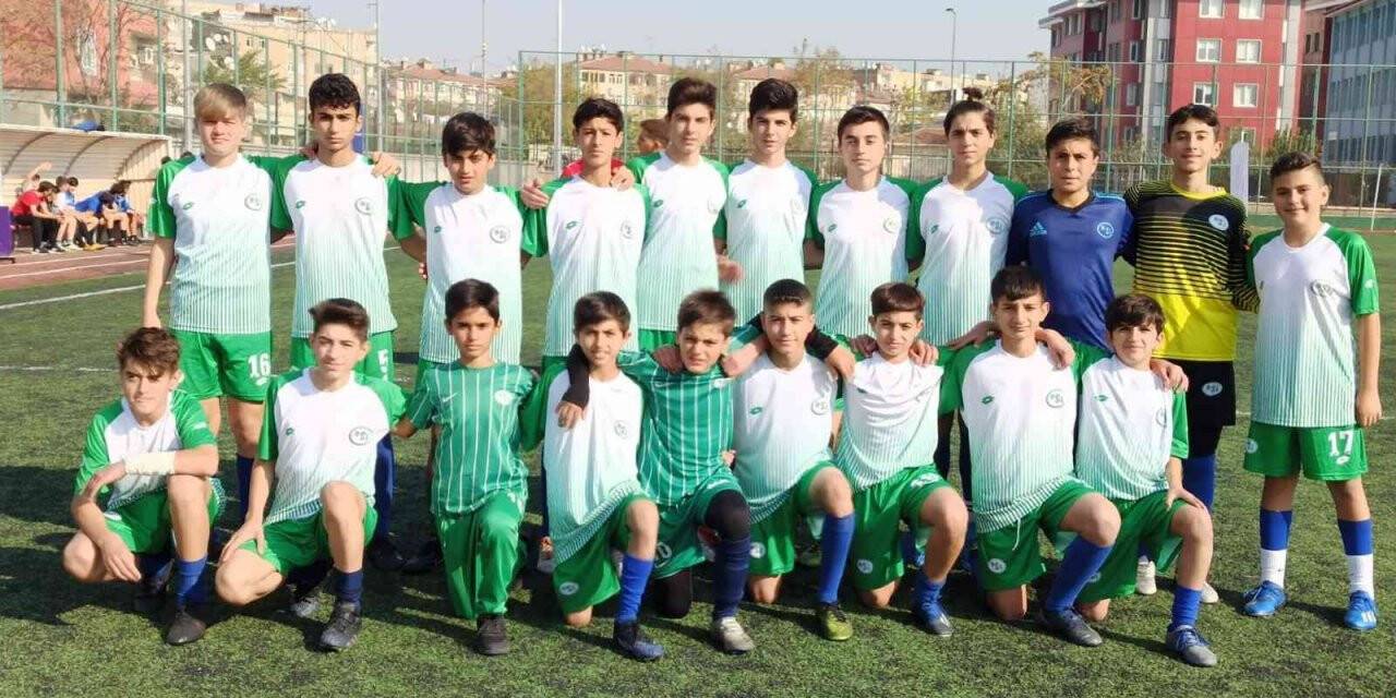 DSİ Sporlu ikizler maça damga vurdu