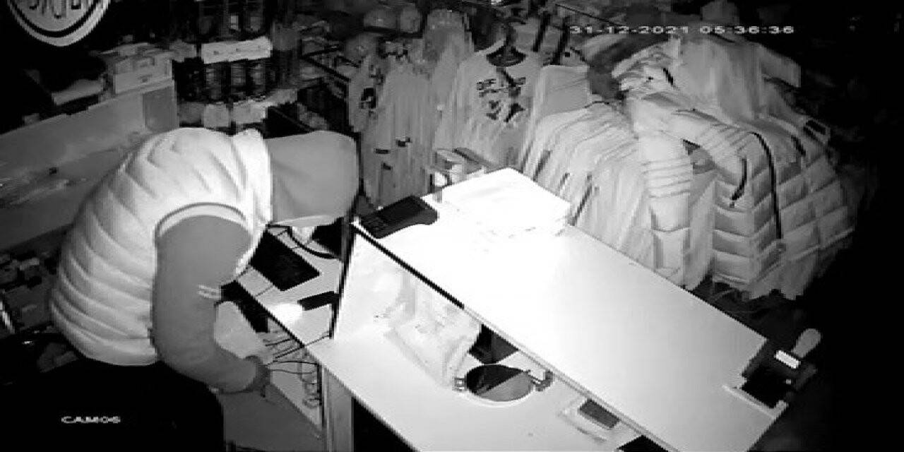 Hırsızın rahatlığı pes dedirtti