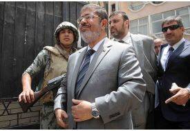 Gözaltına Alınan Mursi Ev Hapsinde Tutulacak