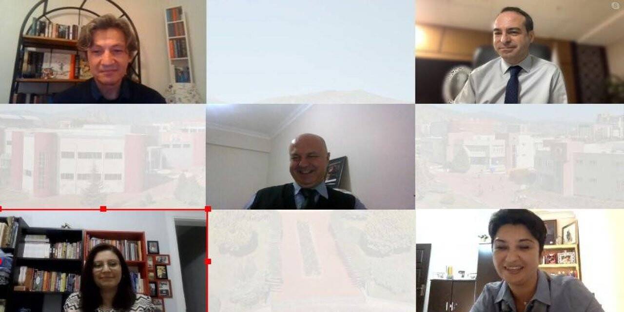 Kalp Krizi ve Risk Faktörleri konulu Paramedik Günü Etkinliği Gerçekleşti