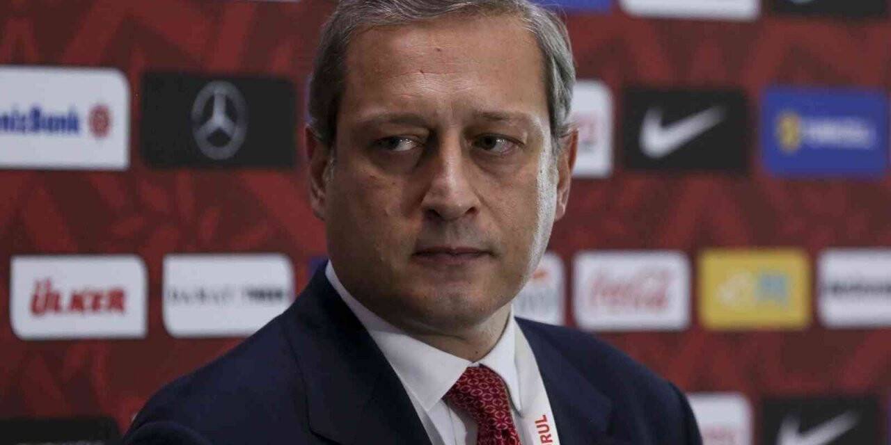 Burak Elmas: "Galatasaray’ın geleceğine yönelik cesaret gerektiren kararları almaya devam edeceğiz"