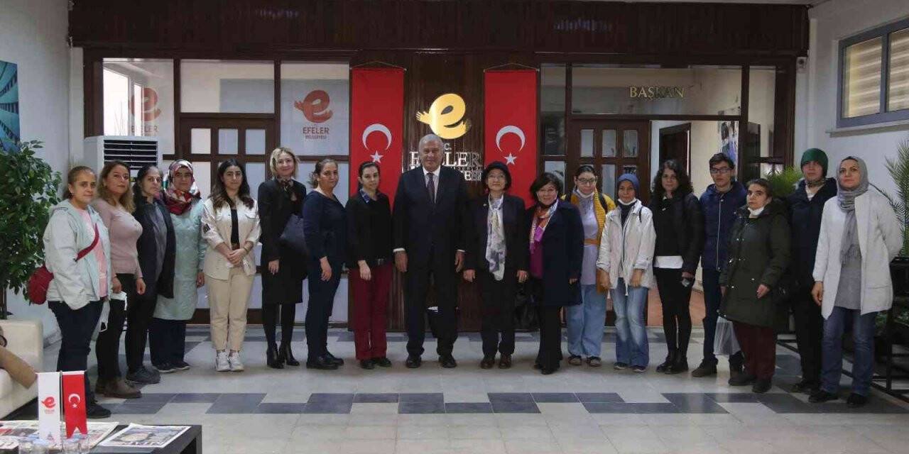 Başkan Atay Efeler’in üreten kadınlarını ağırladı