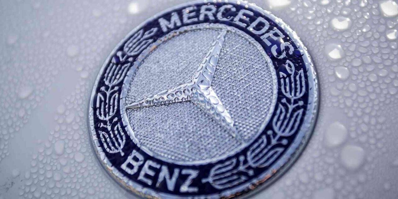 Mercedes Benz, dünya çapında 800 binden fazla aracı arıza nedeniyle geri çağırdı