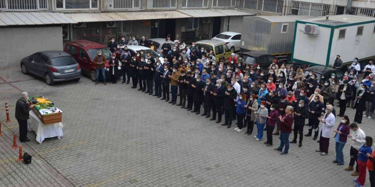Koronaya yenik düşen Tıp Teknisyeni, son yolculuğuna uğurlandı