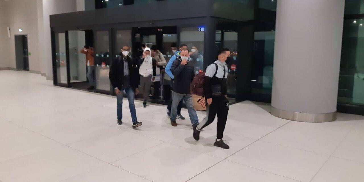 Hava sahasını kapanması nedeniyle Fas’ta kalan Türk vatandaşlar yurda getirildi