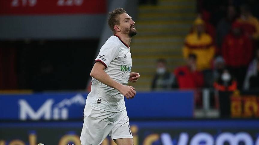 TFF Tahkim Kurulu, Caner Erkin'in 3 maç men cezasını 1'e düşürdü