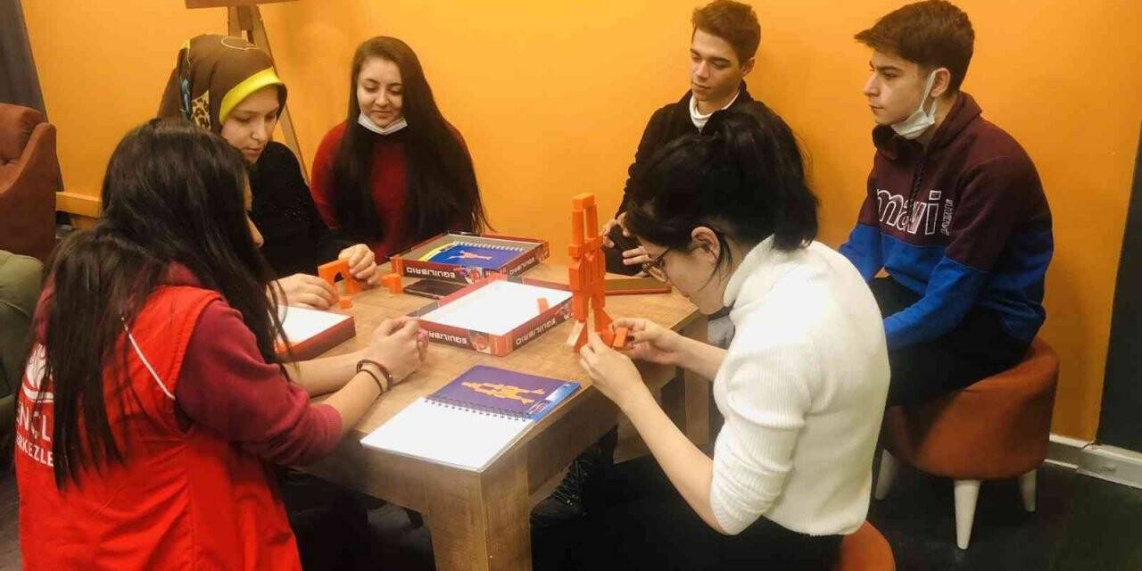 Turnuva öncesi zeka oyunu eğitimi verilemeye başlandı