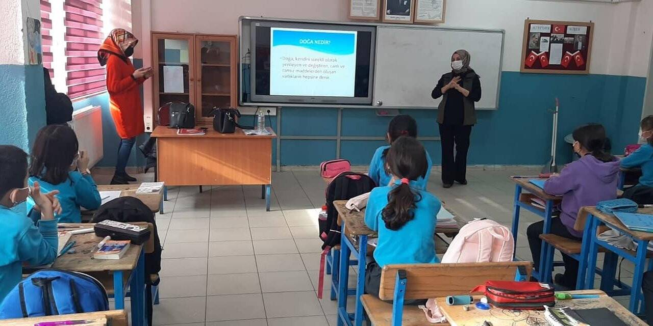 Biyoçeşitlilik öğrencilere anlatılıyor