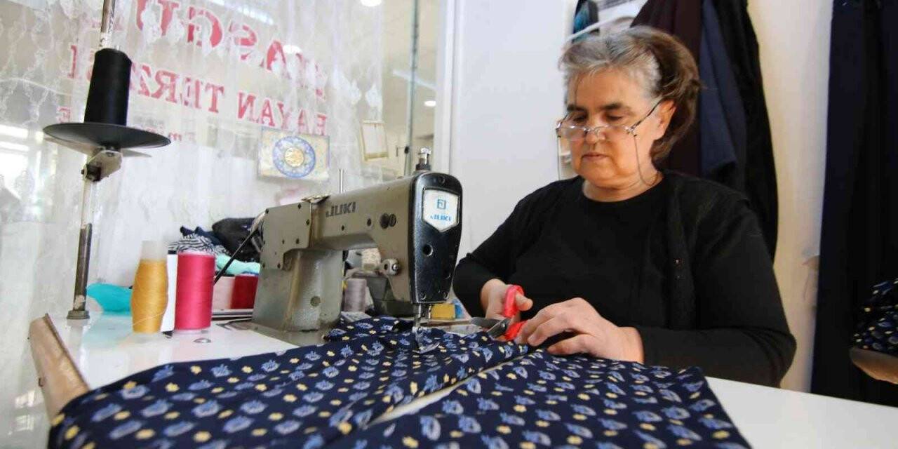 Ahi Çarşısı’nın en yaşlı kadın terzisi çırak bulamıyor