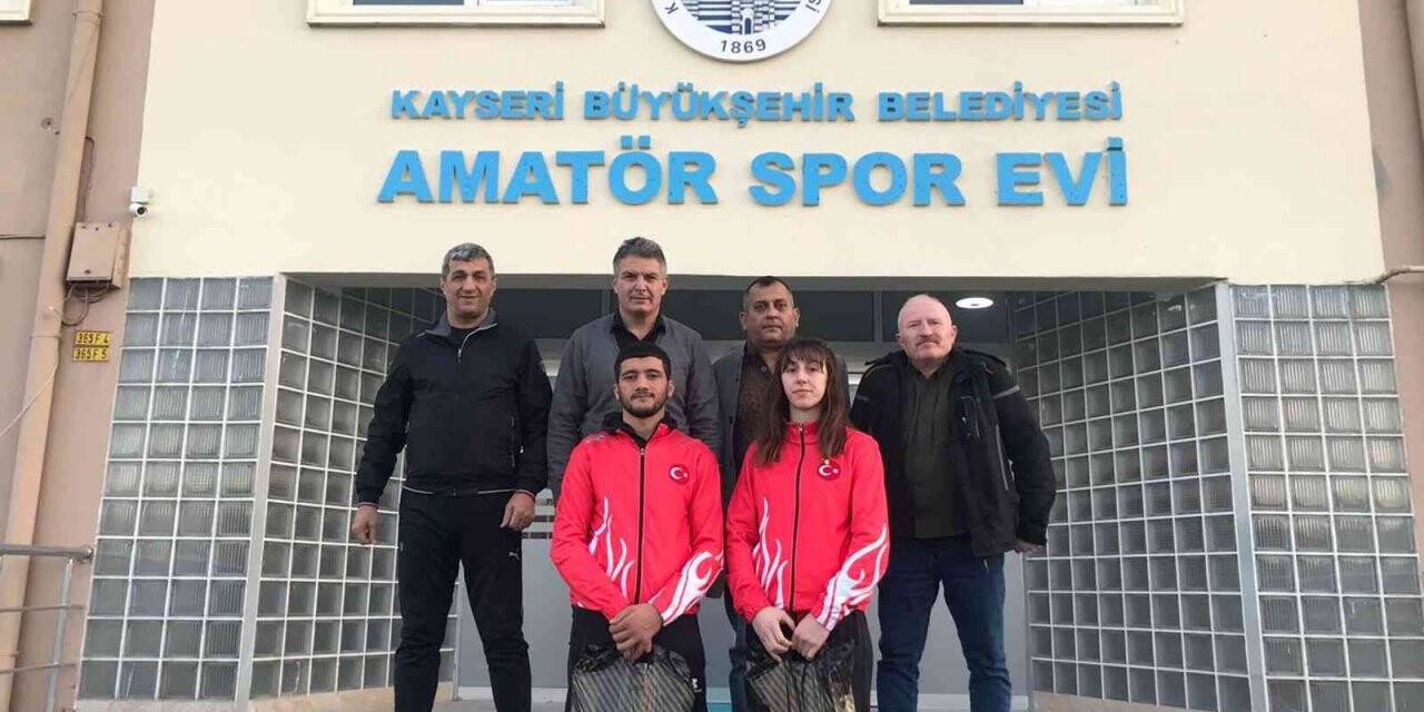 Mutlu Önal’dan başarılı sporculara ödül