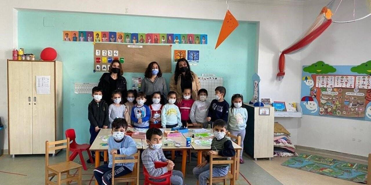 Üniversite öğrencilerinden miniklere hijyen eğitimi