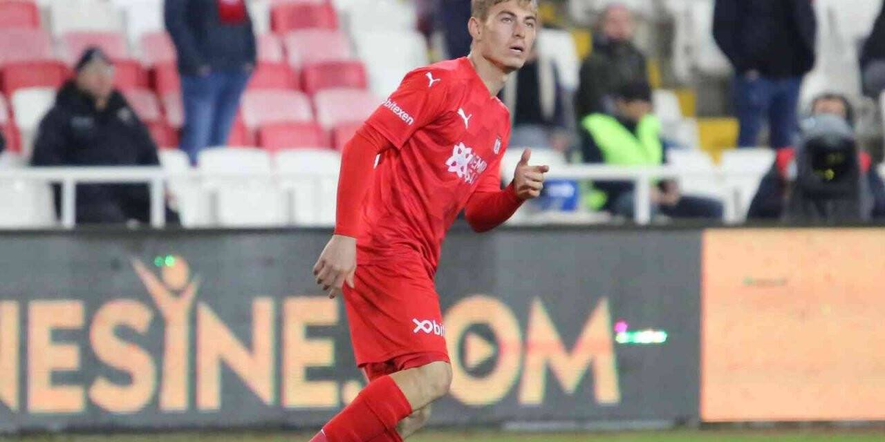 Sivassporlu Muhammed Emin İskenderunspor’a transfer oldu
