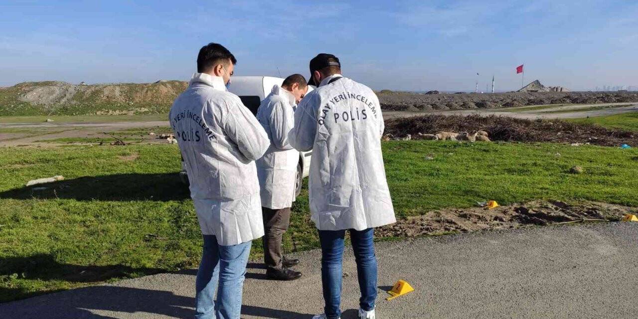 Sultangazi’de silahlı çatışmada 2 kişi yaralandı