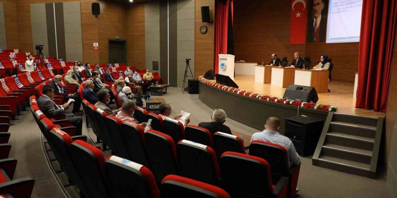 Meclis ve encümen uyum içinde Melikgazi için çalışıyor