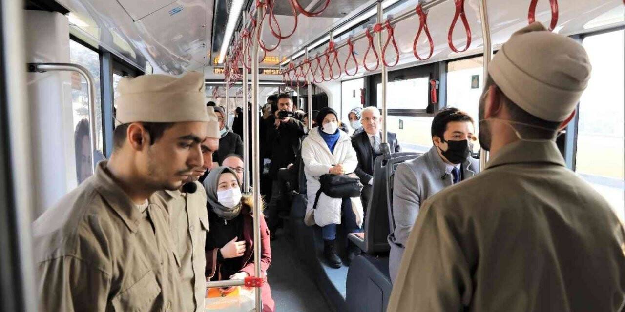 Battalgazi’nin torunları trambüste Sarıkamış şehitlerini andı