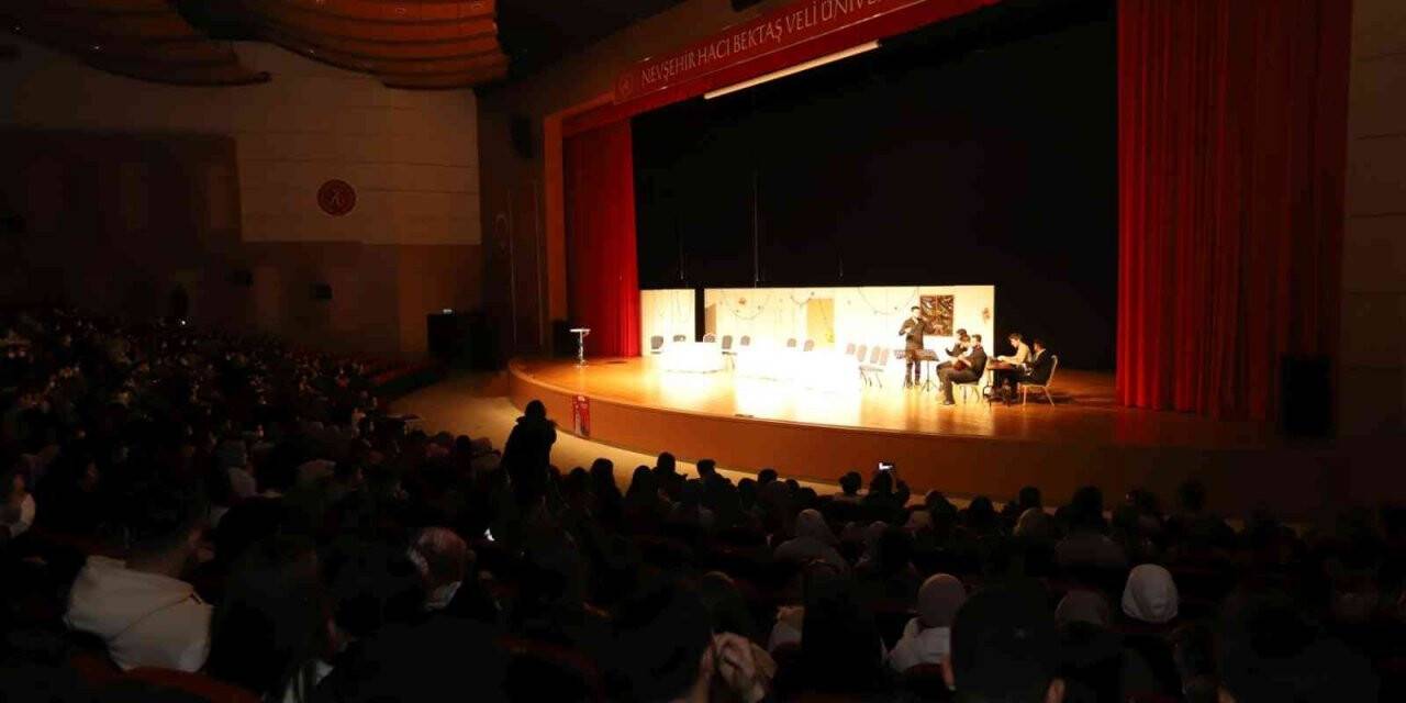 ’Düğün’ NEVÜ’de sahnelendi