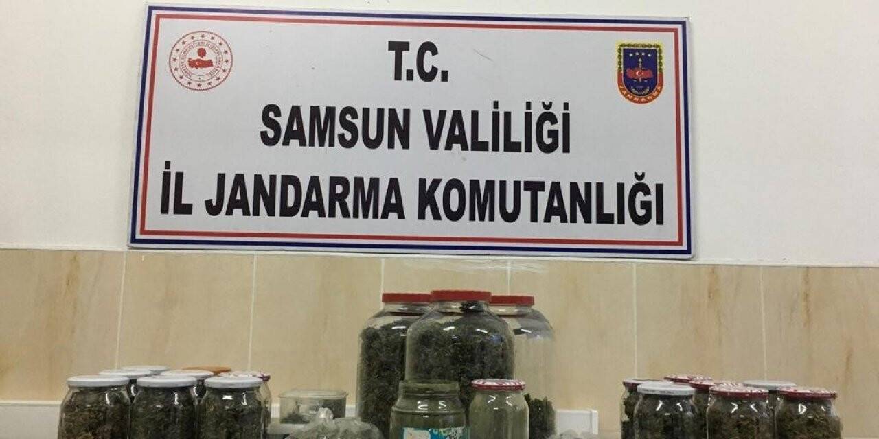 Alaçam’da jandarma 12 kilo uyuşturucu madde ele geçirdi