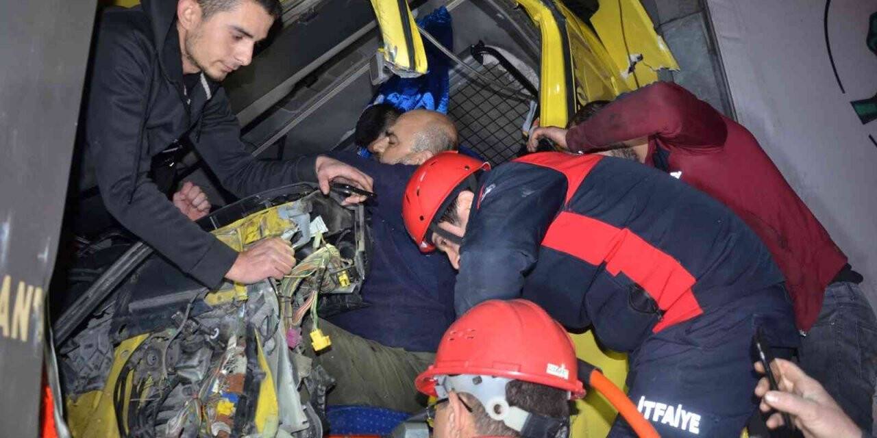 Samsun’da 3 tırın karıştığı zincirleme kaza: 1 yaralı
