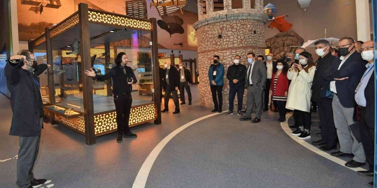 Başkan Yardımcısı Şener: "Savunma sanayisinin en önemli üslerinden biri olmayı hedefliyoruz"