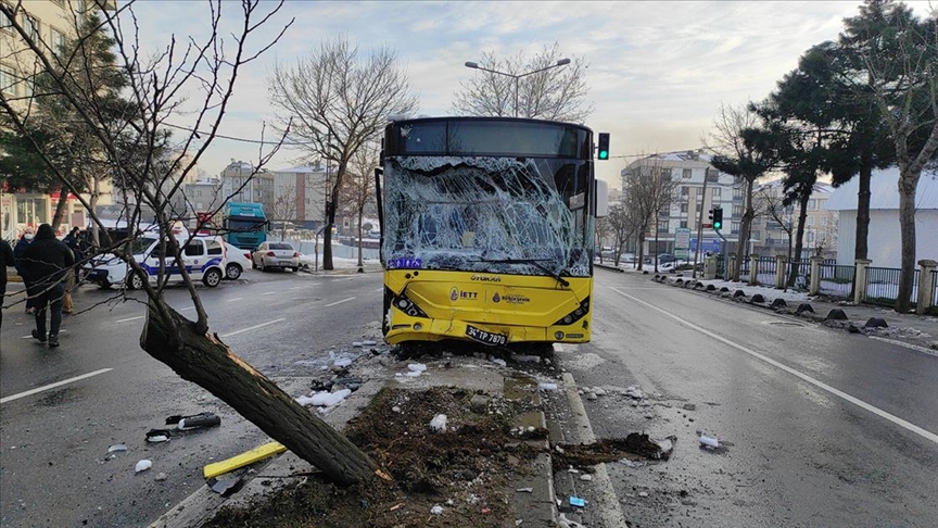 İETT otobüslerinin son dönemdeki kazaları dikkati çekiyor