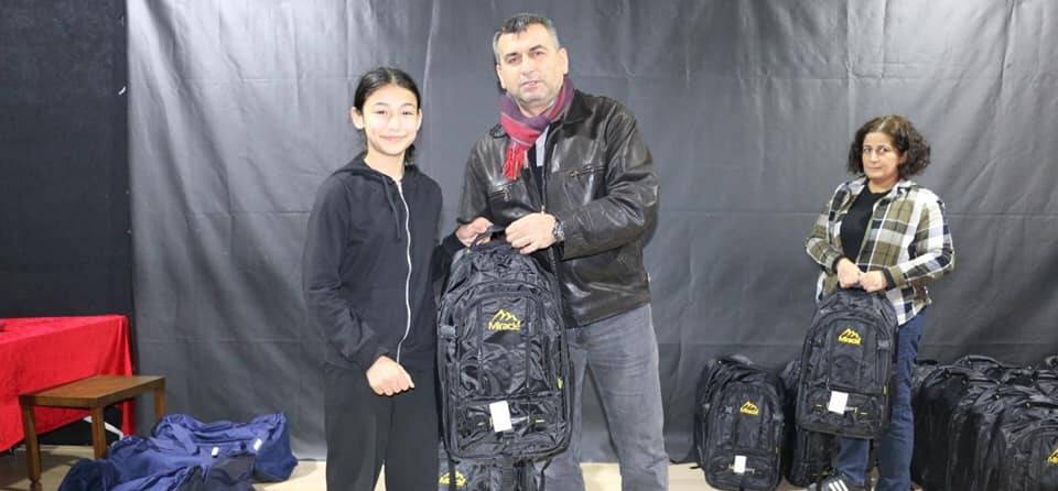 SEM sporcularına malzeme yardımı