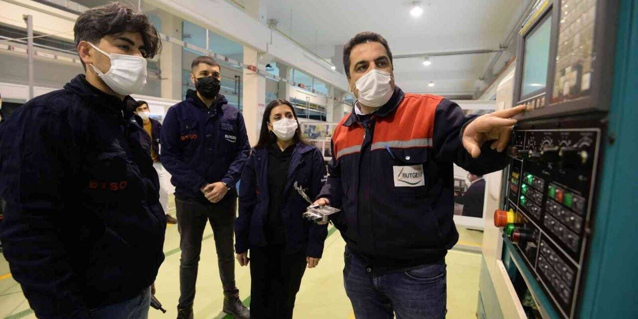 Bursa’da MEGİP ile 5 bine yakın kursiyer istihdam edildi