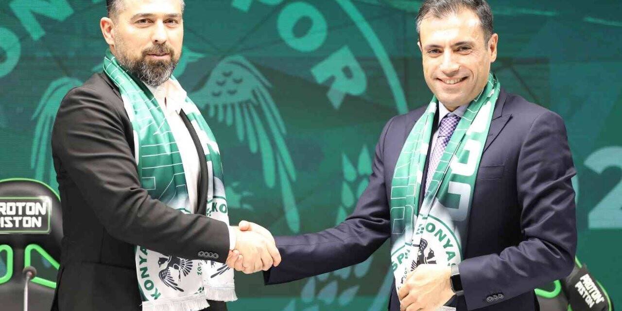 Konyaspor, İlhan Palut ile sözleşme yeniledi