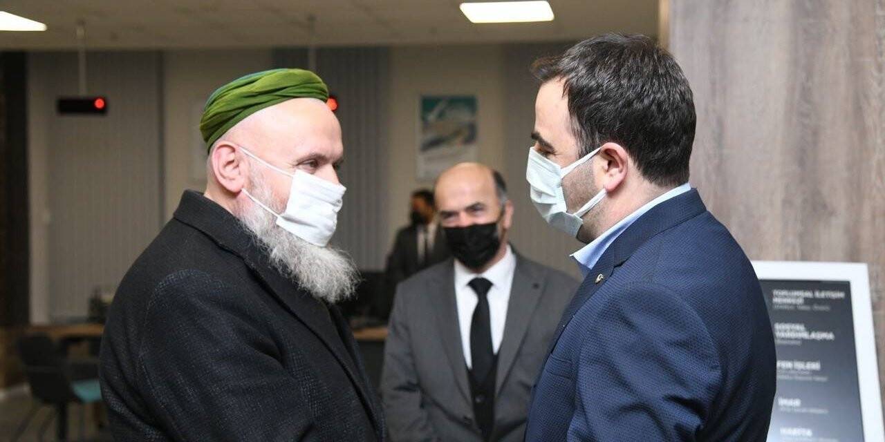 Başkan Özlü, vatandaşların taleplerini dinledi