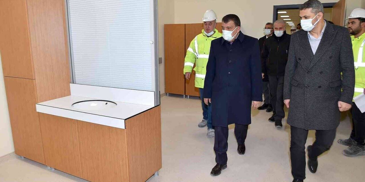 Başkan Gürkan Yeni Devlet Hastanesi inşaatında inceleme yaptı