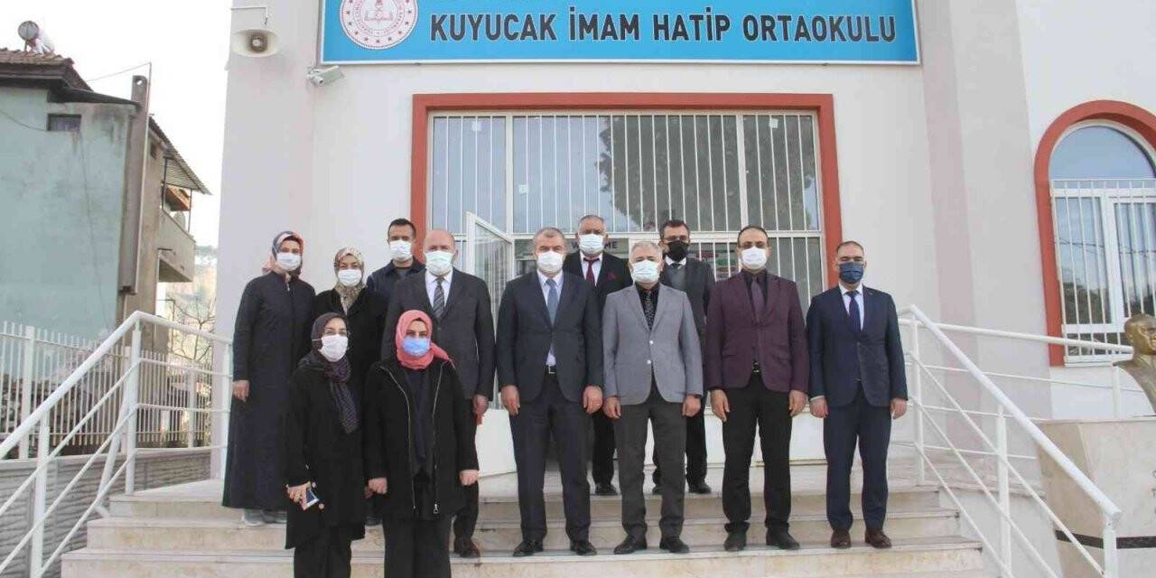 Kuyucak’da çocuklar kitapsız kalmayacak