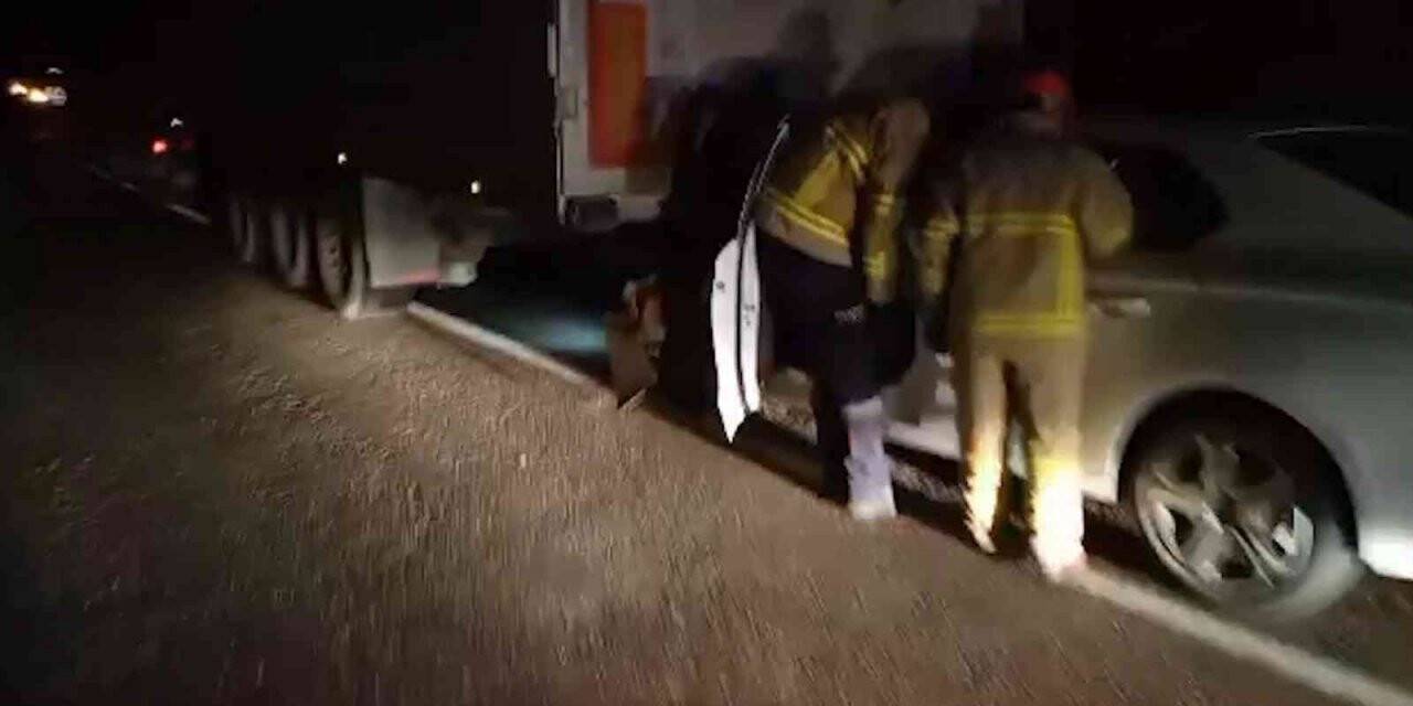 Kırıkkale’de otomobil tıra çarptı: 1 yaralı
