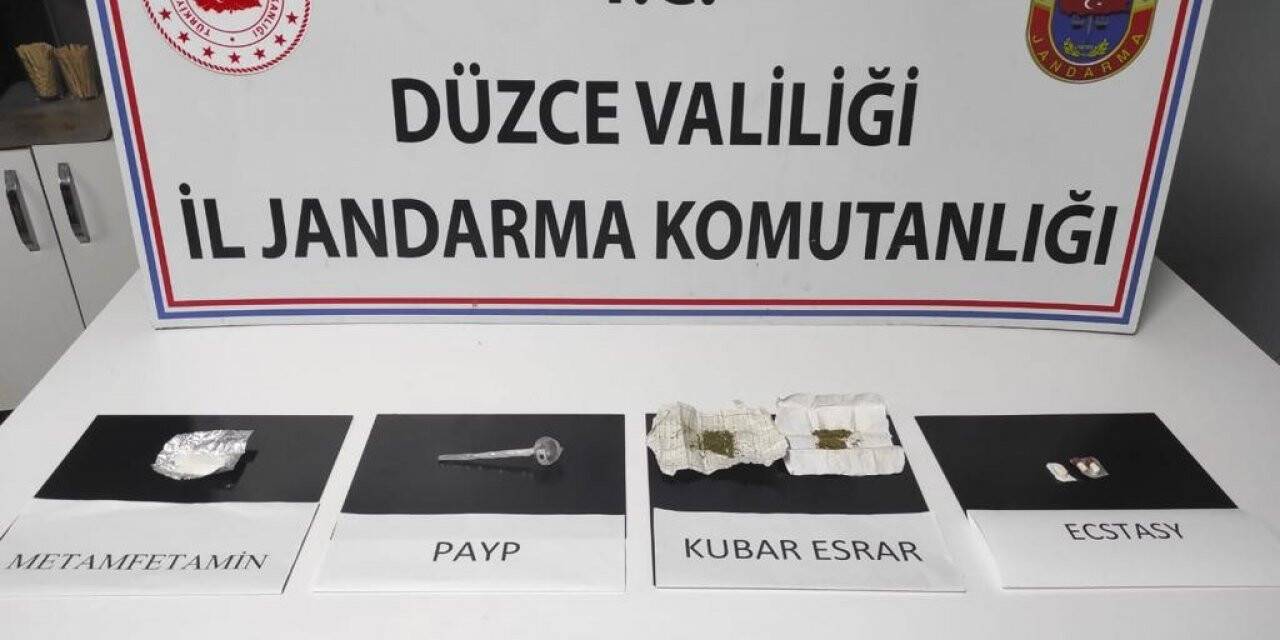 Şüpheli şahsın üzerinden uyuşturucu çıktı