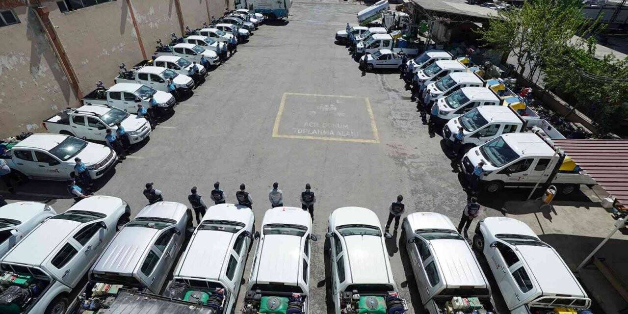 Uzman ekiplerle zararlılara geçit yok