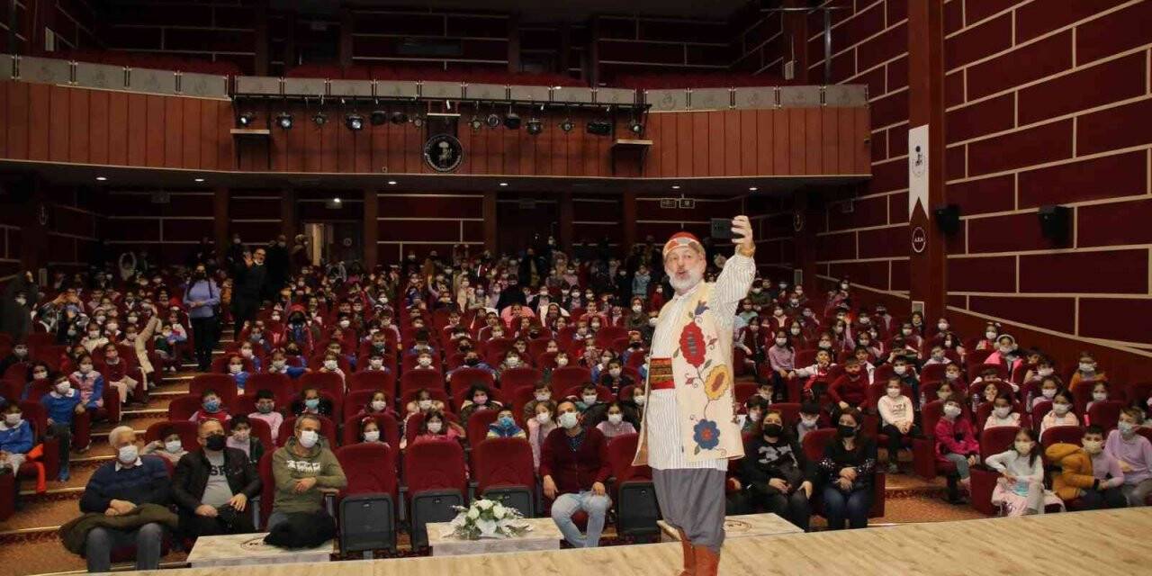 Akşehir’de çocuklar için masal etkinliği