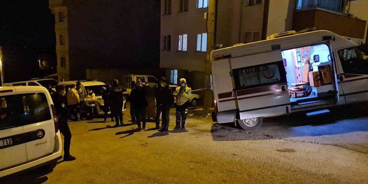 Dini nikahlı eşiyle tartıştı, gittiği arkadaşlarının evinden kendini 4. kattan boşluğa bıraktı