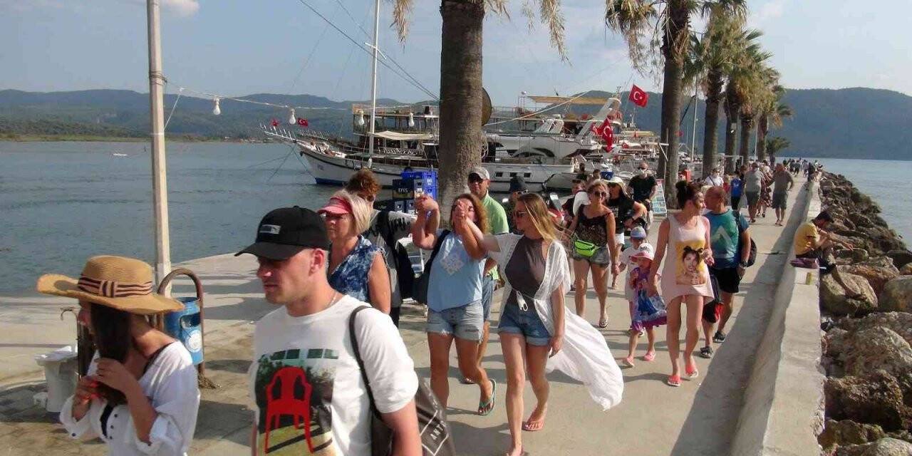Muğla 2021’de 1 milyon 83 bin yabancı turist ağırladı